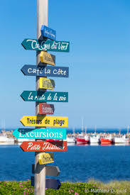 Les Iles De La Madeleine A Moto L Archipel Est Sillonne D Une Route Principale La 199 Longue D A Peine 85 Kilometres Un Endroit A Road Trip Quebec Island