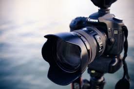 Vous chercher un photographe de mariage à marseille professionnel pour des photo de qualité et pas cher ? Photographe Et Cameraman De Mariage Tarifs En 2021