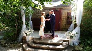 Niagara Falls Rose Cottage Garden Chapel Niagara Falls Wedding Outdoor Ceremony Location Photography