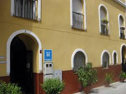 Malaga is 15 km away and the airport is 15 minutes' drive from the property. Hostal Patio Andaluz Gastezimmer Punta Umbria