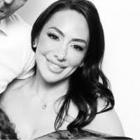 20+ "Stacy Linn" profiles