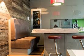 Sitzbank Mit Hocker Moderne Kuchen Von Homify Modern Homify Moderne Kuche Sitzbank Kuche Kuchen Sitzgelegenheiten