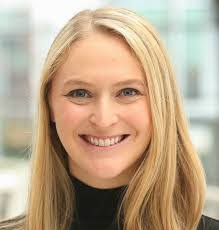 Caitlin Ritchie's Instagram, Twitter & Facebook