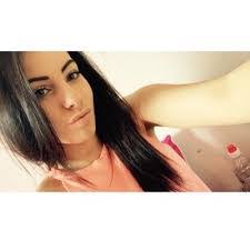 Leah Wilkes's Instagram, Twitter & Facebook