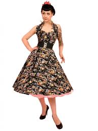 In mexico, people dress up in skeletal costumes, visit and decorate the graves of loved ones, and build altars with food and flowers. Authentic Day Of The Dead Dress Off 76 Medpharmres Com