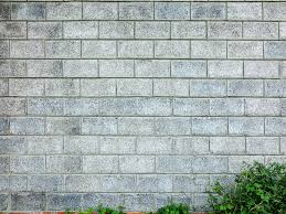 When it comes to residential retaining walls, there are a variety of materials to choose from. How To Build A Cinder Block Or Concrete Block Wall