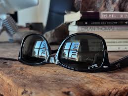 hue (@huestudios) • Instagram photos and videos