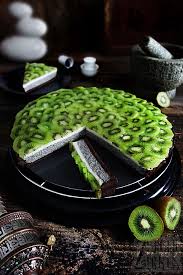 Schwarze Sesam Tarte Mit Kokos Panna Cotta Und Kiwi Zungenzirkus Kokos Panna Cotta Rezepte Zum Backen Aussergewohnliche Kuchen