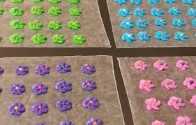 This quick and easy vegan royal icing recipe is made with a few simple ingredients and makes beautifully decorated cookies! Egg Free Vegan Royal Icing Geeky Cakes