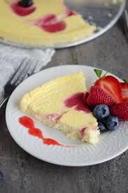 An easy, low calorie dessert with vanilla wafer crust and cherry pie filling topping. Weight Watchers Raspberry Cheesecake Carrie Elle