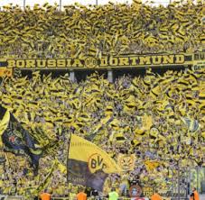 Runde runde 11.08.2021 // sozial und gesellschaftspolitisch // julius hirsch preis julius hirsch preis: Sp Fussball Dfb Pokal Finale Dortmund Frankfurt Kabinen Fanfeste Meldung Pokalfinale Eintracht Fans Auf Der Osttribune Bvb Anhang Am Marathontor Welt