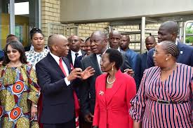 Svoj b proc získala od univerzita v zululande a jej titul llm na harvardská. Presidency South Africa On Twitter President Cyrilramaphosa With Acting Deputy Chief Justice Sisi Khampepe Minister Of Justice And Correctional Services Ronald Lamola Mp Premier Refilwe Mtshweni Tsipane And Judge President Francis