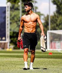 ماركو أسينسيو هداف ريال مدريد الجديد. Ø£Ø³ÙÙØ³ÙÙ ÙÙØªØ¸Ø± Ø¥Ø´Ø§Ø±Ø© Ø²ÙØ¯Ø§Ù ÙÙÙØ´Ø§Ø±ÙØ© ÙØ¹ Ø±ÙØ§Ù ÙØ¯Ø±ÙØ¯ Ø§ÙÙÙÙ Ø§ÙØ³Ø§Ø¨Ø¹