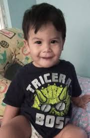 Hoy mi bebé está de fiesta!!🎉🎊 Eres mi regalito sorpresa !! Te amo hasta  el fin del mundo.. Happy Birthday! 🎂 bb de mami 🎄 Ian Gil 3 añitos