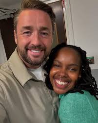 Very funny @sharonwanjohi_ was my support last night in @churchill_bromley.  Really fun evening with a brilliant crowd & helping @brian___conley &  @itslucyconley for @hunted_hq! 🤫