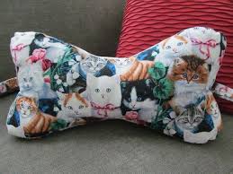 It is thought to ensure a variety of positive effects, such as invisibility, good luck, protection from malevolent magic, rebirth after death, and romantic success. Dog Bone Neck Pillow Cats Bone Neck Pillow Cervical Neck Pillow Neck And B Neck Pillow Travel Neck Pillow Pillows