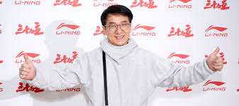 Jackie chan (conhecido em hong kong como dragão chan, em pin yin cheng long 成龙) nasceu numa família extremamente pobre, tão pobre que chan quase foi vendido para um rico casal britânico quando ainda era bebê. Is Jackie Chan In Shang Chi The Marvel Film Will Have Intense Action