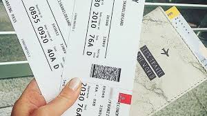 Langkah yang ketujuh, perhatikan tanda panah pada gambar 6, lipat ke atas segitiga tersebut seperti pada yang tampak pada gambar 7. Mengapa Refund Tiket Pesawat Justru Dapat Voucher Suara Surabaya