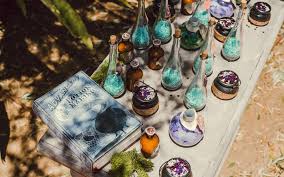 Trying to find a gift for a harry potter fan is like looking for a needle in a haystack these days. Harry Potter En Alhaurin El Grande Decoracion Tematica Por I Blue