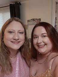 Everyone going tonight, have the best time 🫶 The rest of us will be  watching and clowning from behind the screens 🤡🐍 Last one of the European  leg 😭🫶