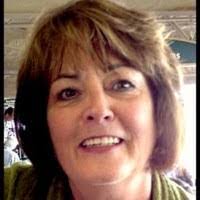 Lindsay Pelfrey's Instagram, Twitter & Facebook