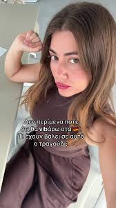 Angie Simon (@__angiesimon)