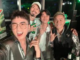 You truly are the lowest scum in history. 4 Rapper Nam Tháº§n Há»™i Ngá»™ Chung Khung Hinh Ai Phong Ä'á»™ Nháº¥t