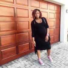 Dj zinhle has always been in full support of female empowerment and has been quite vocal on that having been quite successful in all her endeavors, dj zinhle bought herself a house at the age of 35. Is Aka Dating Dj Zinhle Twitter