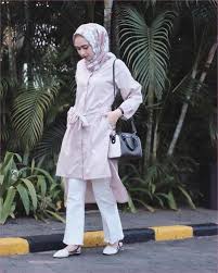Dm atau wasap di www.wasap.my/60199780394. Formal Atau Smart Casual Ini Inspirasi Hijab Yang Chic Untuk Ke Kantor