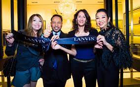 Rozali bin ismail hatte zuvor die positionen des präsidenten der wasservereinigung von selangor, kuala lumpur & putrajaya, inne. Lanvin Opening Party In Pavilion Kl Tatler Malaysia