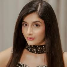 New designs @heeraccessories 💎💎#clutch #gold #bridaljewelery #bridal  #bridalmakeup #pakistanijewelry #turkishjewelry #mop #mopjewellery  #designer #canada #instagood #pakistanifashion #angla #gotawrap #dress  #pakistani #pakistaniwedding ...