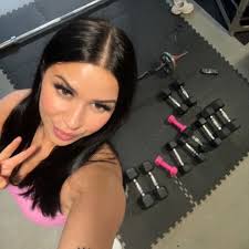 Team Train or Die 🏆 @elise.gabriella I can't say enough good things about  Calvin!! He has been such a role model to me with not only with my fitness  but also with