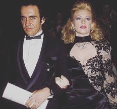 Gene simmons was a heck of a performer on the stage and he's led an interesting life. Gene Simmons With Wife Shannon Tweed Old Image Celebrities Infoseemedia