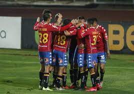 49' remate remate fallado por federico castro (curicó unido) remate de cabeza desde el centro del área el balón se pierde por el lado derecho de la portería. Otwzodph55pfym