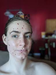 Dew you love me mask review and glitter details