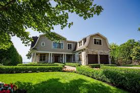 H9w4h3 Beaconsfield Quebec Canada Luxury Real Estate And Homes For Sales Luxury Real Estate Sale House Luxury Cottage