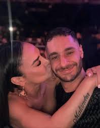 Notición! La bellísima cubana de 47 años "Liz Vega" estrena nuevo romance  con el influencer y creador de contenido "Rayito", con esto confirmamos que  ¡Para el amor no hay edad! 😱❤️‍🔥