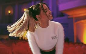 G#m e пусть горит моя душа. Nadya Dorofeeva Smutila Poklonnikov Svoej Novoj Pricheskoj I Novym Cvetom Volos