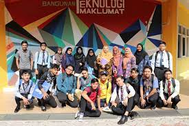 Pendekatan pembelajaran melalui reka bentuk: Upsi Diploma Reka Bentuk Dan Pembangunan Permainan