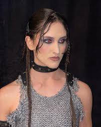 Lucy Ritter's Instagram, Twitter & Facebook