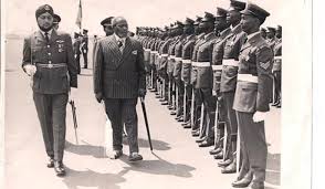 Gurcharan Singh Chana With Kenyan President Jomo Kenyatta At Kenya Air Force Headquaters Eastleigh East Africa Kenya Jomo Kenyatta