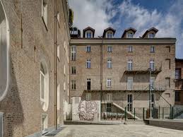 Torino nasce come colonia romana intorno al 9 a.c.; Quadrato Da Domus Romana A Residence Contemporaneo