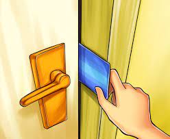 Door access cards (also referred to as proximity cards) allow employees to gain access to the door entrances of a building. How To Open A Door With A Credit Card 4 Pics Izismile Com