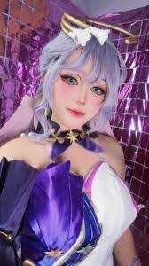 Sherry Moe's Instagram, Twitter & Facebook