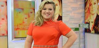 Clarkson's sweet persona stuck around after she won the reality competition series on sept. Kelly Clarkson Fires Back At Fat Shamer Abc News