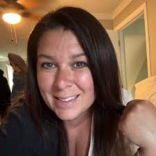 Is the Golden Palace restaurant in Stop n Shop plaza open or not?