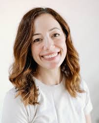 Gloria Koo's Instagram, Twitter & Facebook