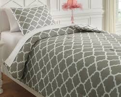 Shop bed comforters and comforter sets online at great prices with walmart canada. Media Twin Comforter Set Q790001t Comforter Sets Midtown Outlet Home Furnishings