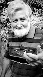 What was Robert Quested MacPherson's life like before he moved to Australia  in 1976?