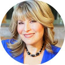 Julieanna Hever's Instagram, Twitter & Facebook